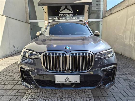 BMW X7 4.4 V8 GASOLINA M50i STEPTRONIC BMW X7 4.4 V8 GASOLINA M50i STEPTRONIC